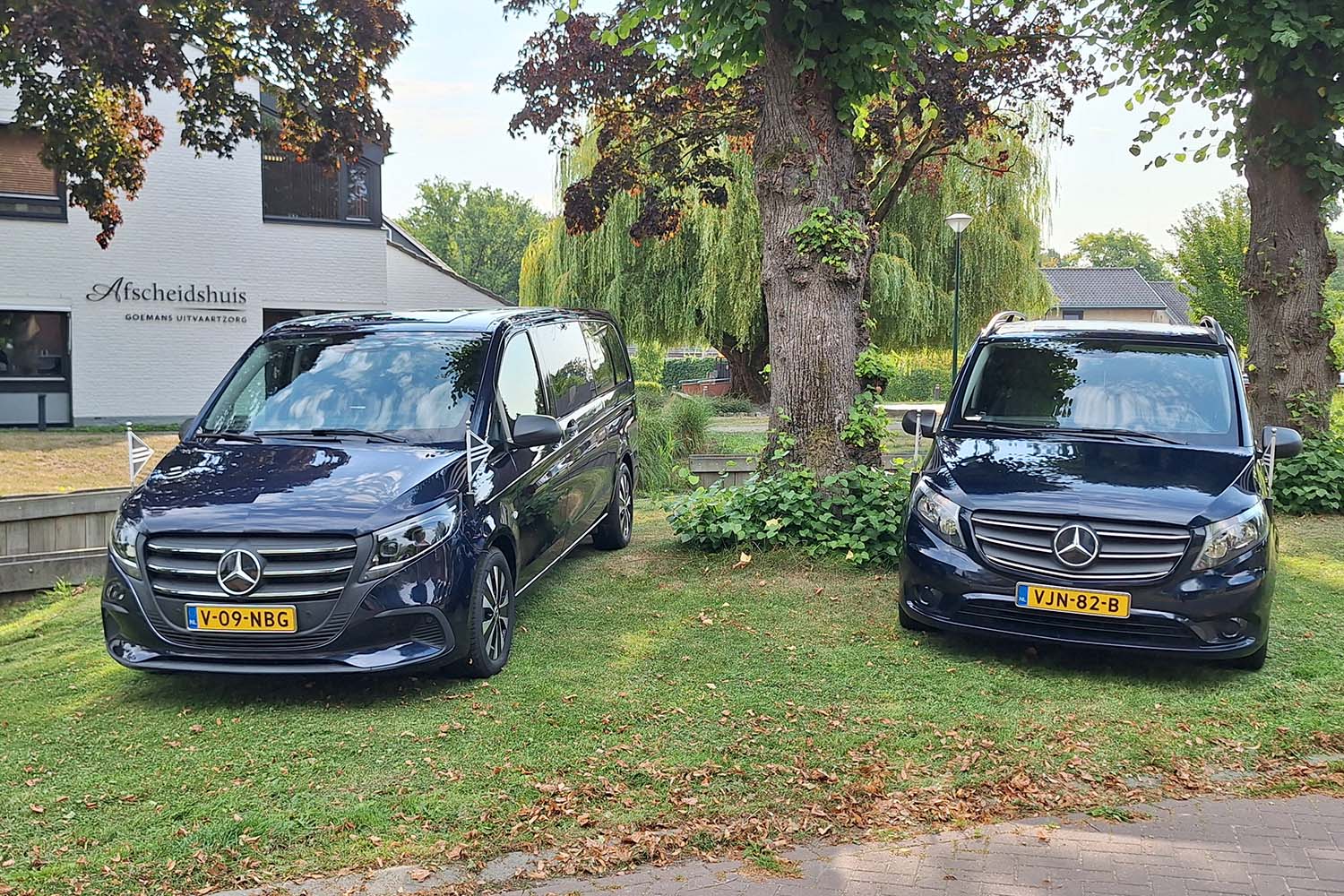 Goemans uitvaartzorg_Mercedes vitos